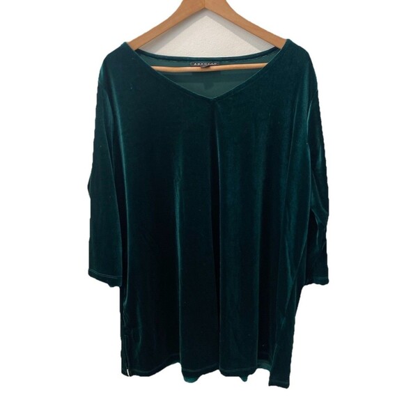Catherines Women's Anywear Velvet Emerald Green V-Neck Tunic Size 1X Holiday - Picture 2 of 6